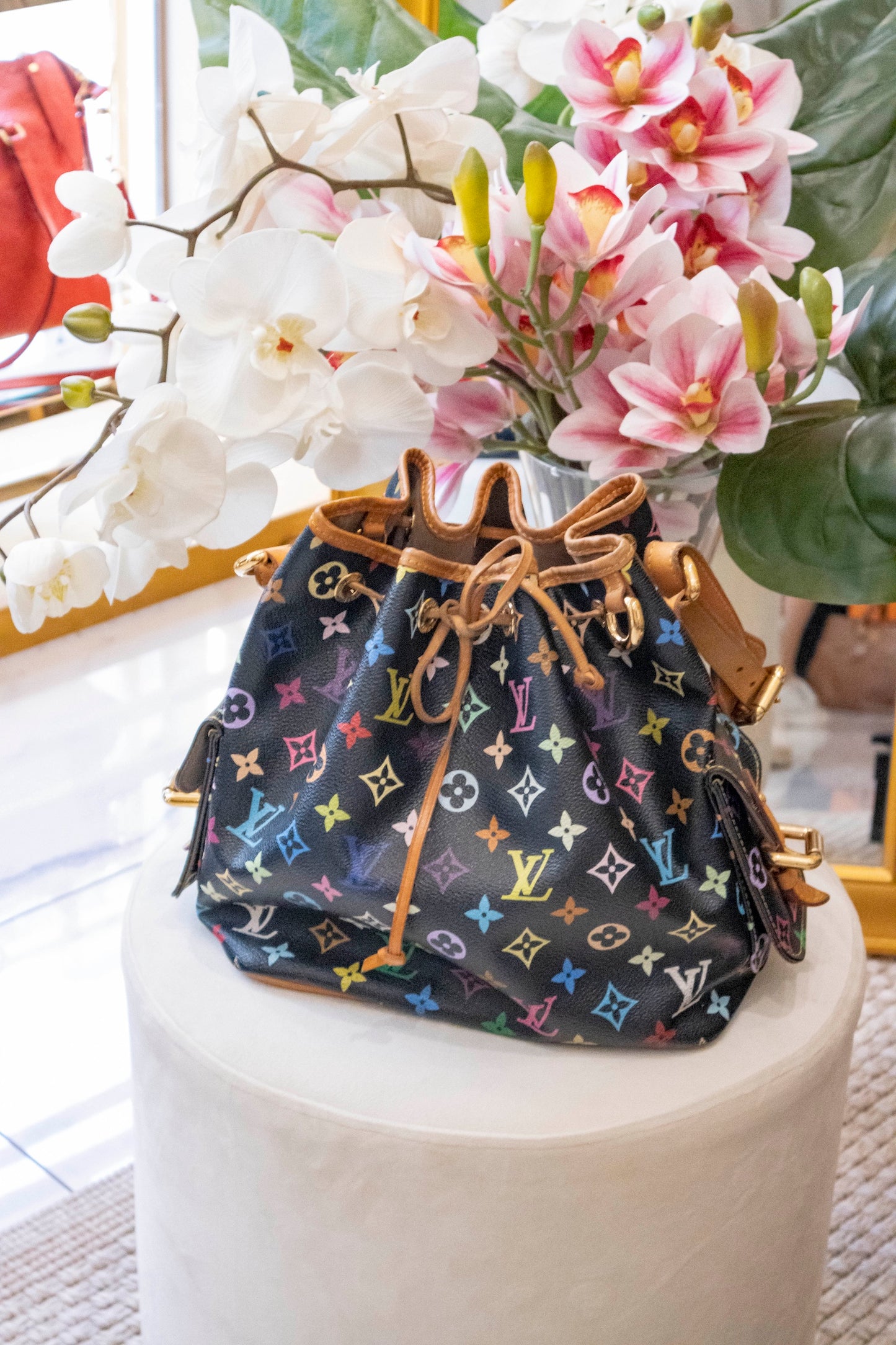 Louis Vuitton - Sac Noe Multicolor - schwarzes Murakami Monogram Canvas mit Vachetta Lederbesatz