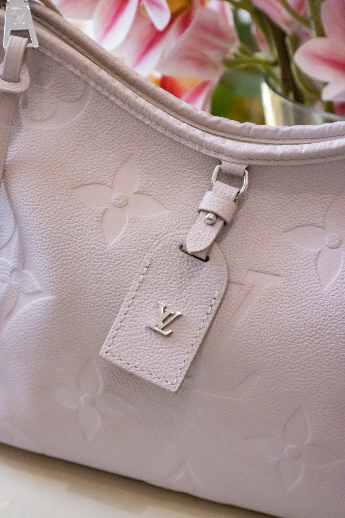 Louis Vuitton - Carry All MM Tourterelle Silberne Hardware