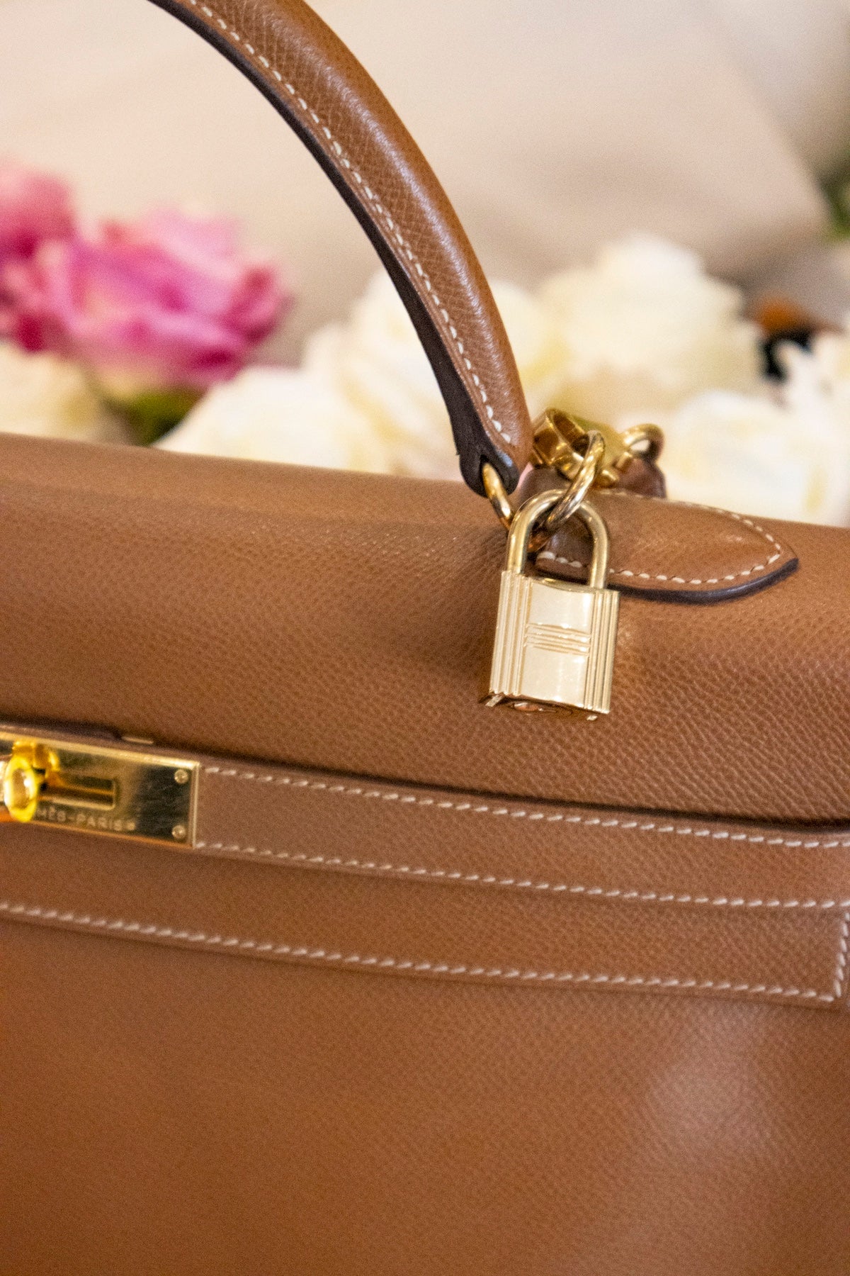 Hermès - Vintage Kelly Bag 35 Gold Courchevel Leder Goldene Hardware