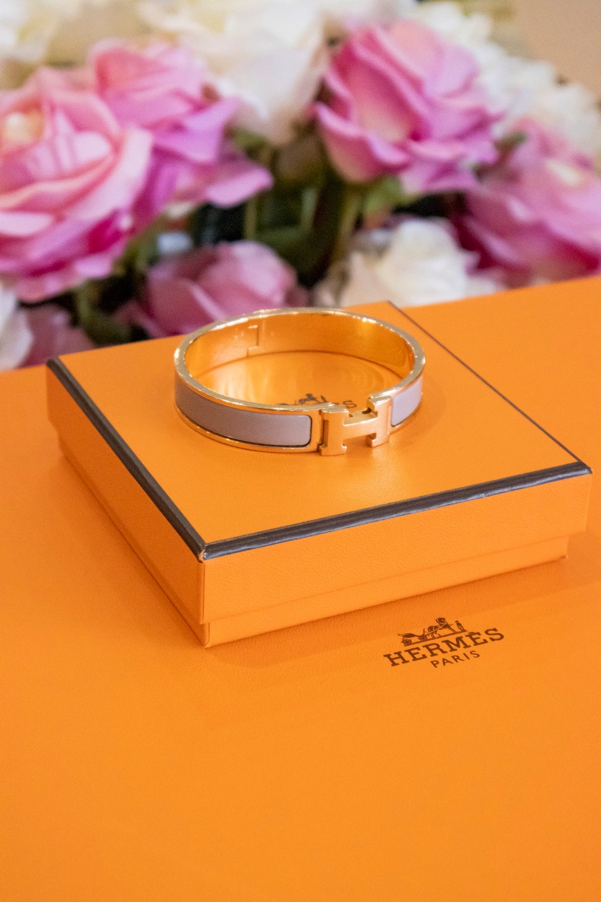 Hermès - Bracelet Clic H Marron Glace Gelbgoldfarben
