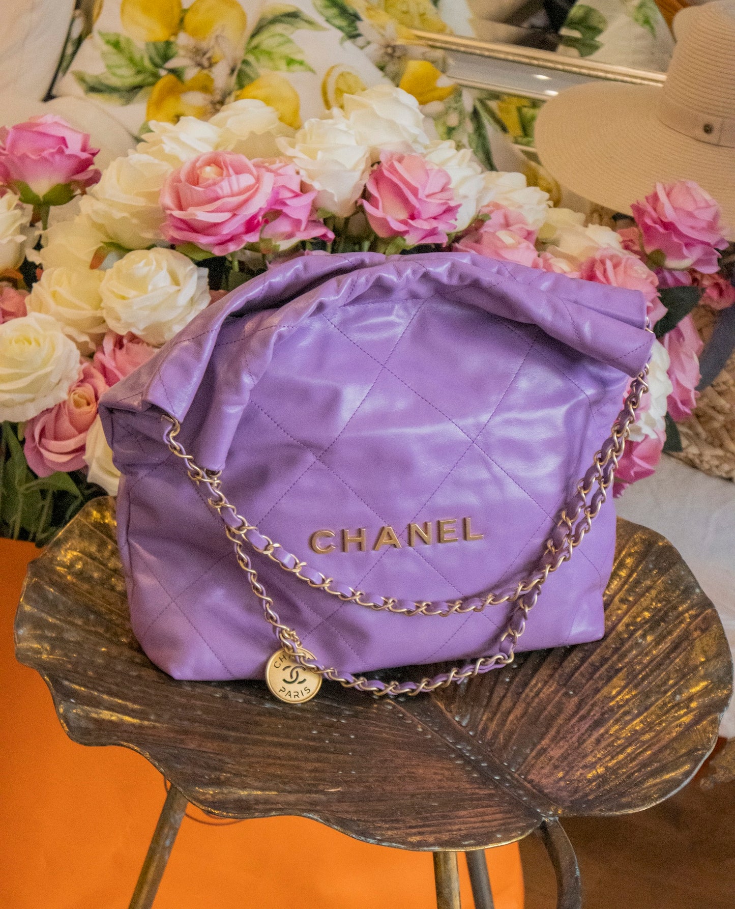 Chanel - 22 Shopper Lammleder Lavendel Goldene Hardware