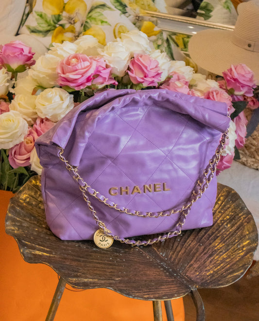 Chanel - 22 Shopper Lammleder Lavendel Goldene Hardware