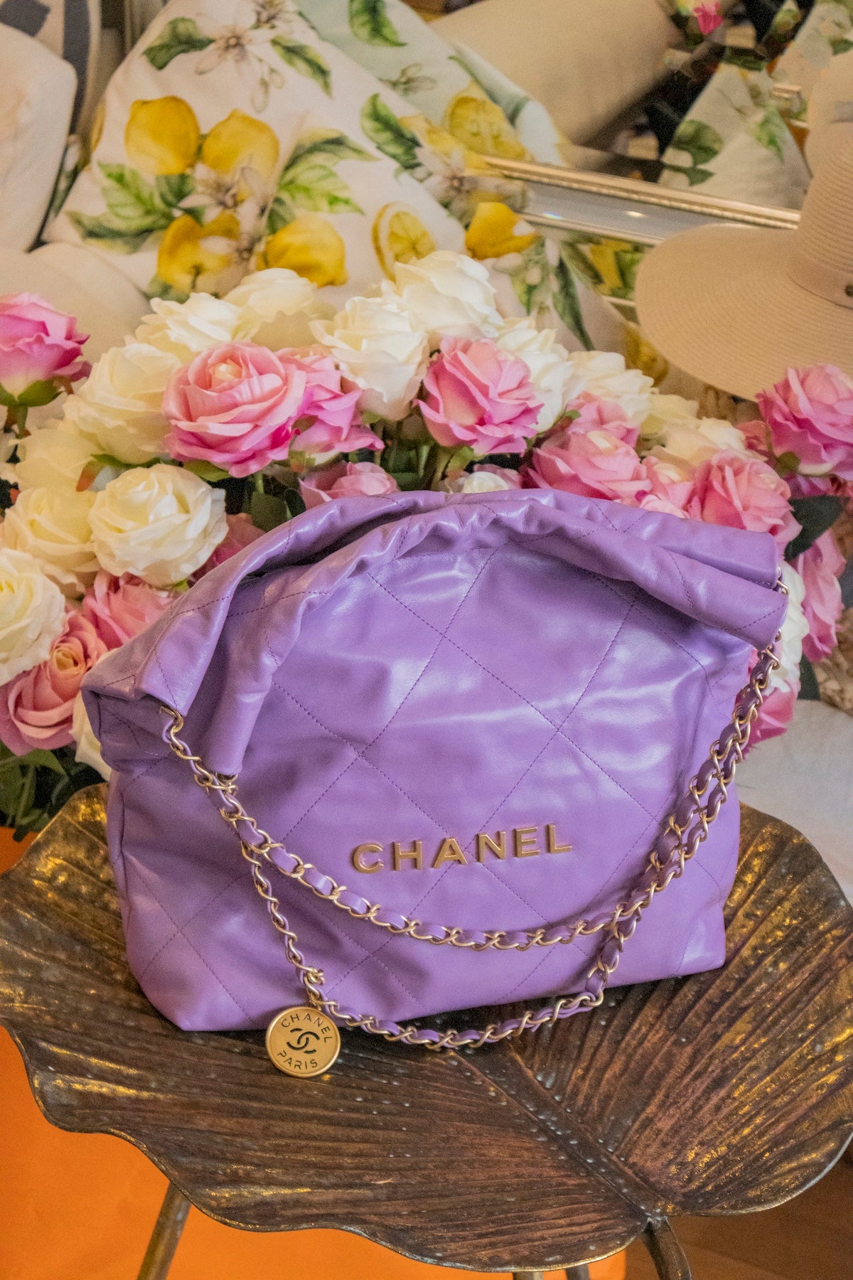 Chanel - 22 Shopper Lammleder Lavendel Goldene Hardware