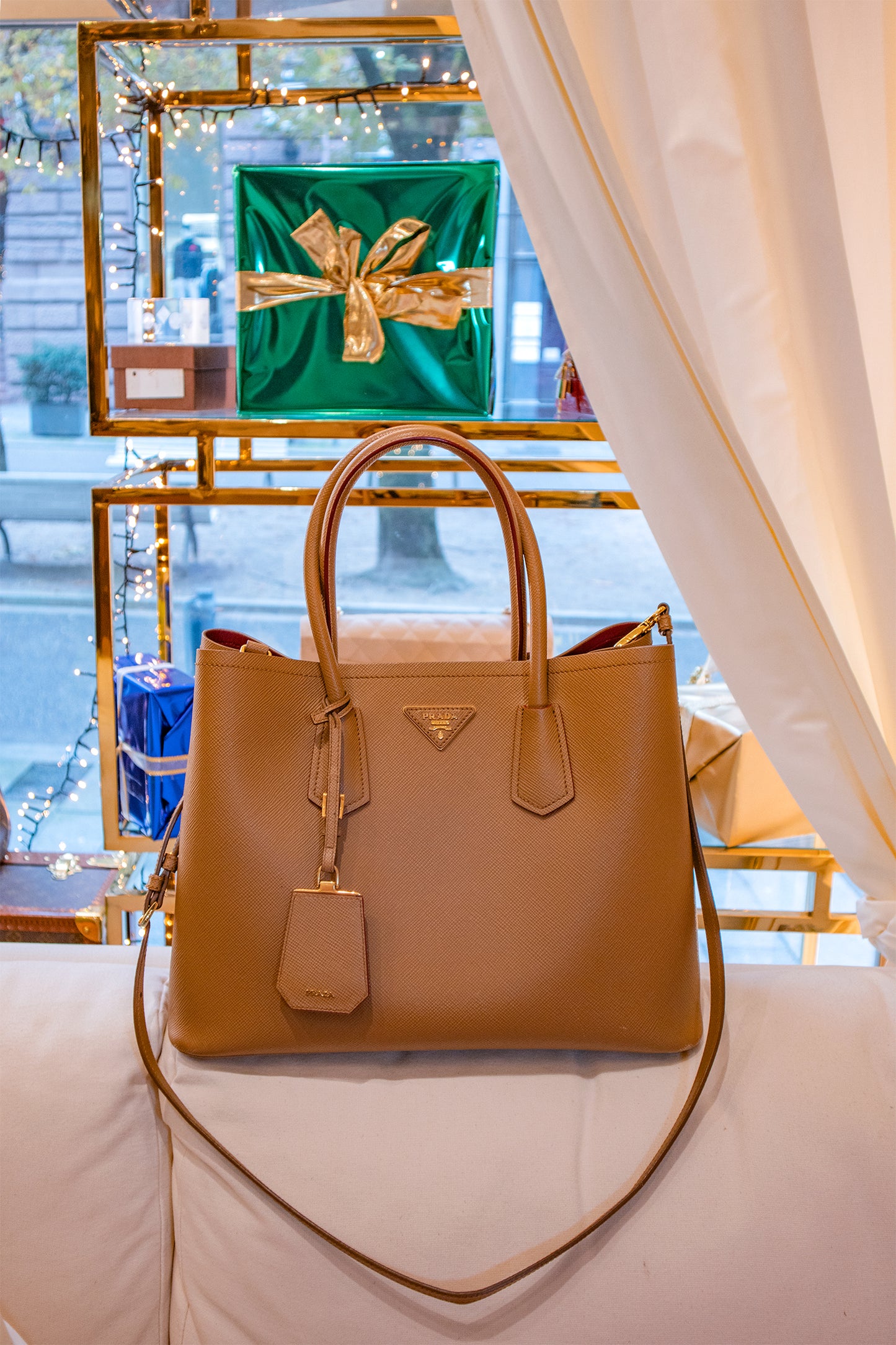 Prada - Shopper Saffiano-Leder braun
