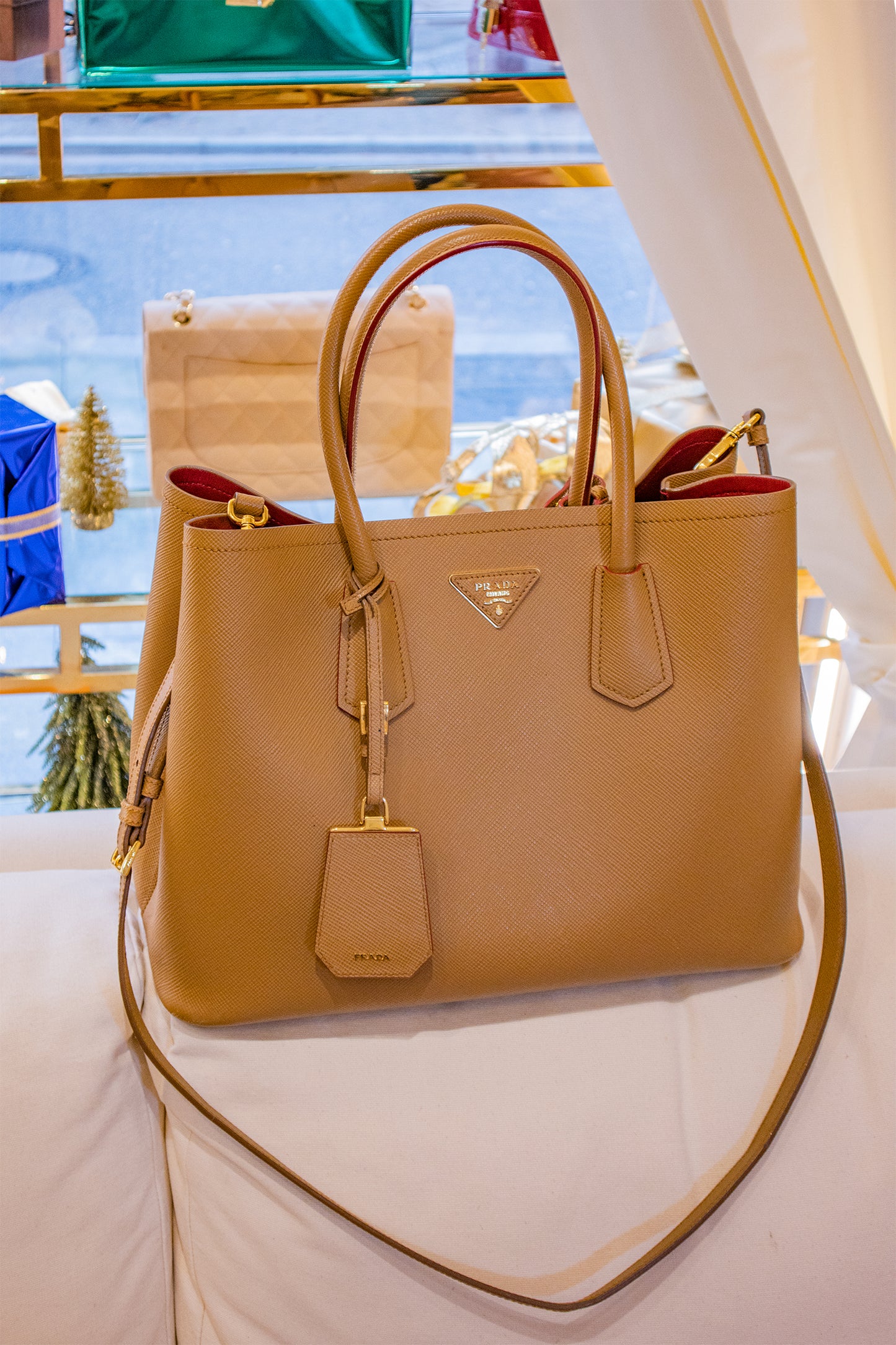 Prada - Shopper Saffiano-Leder braun