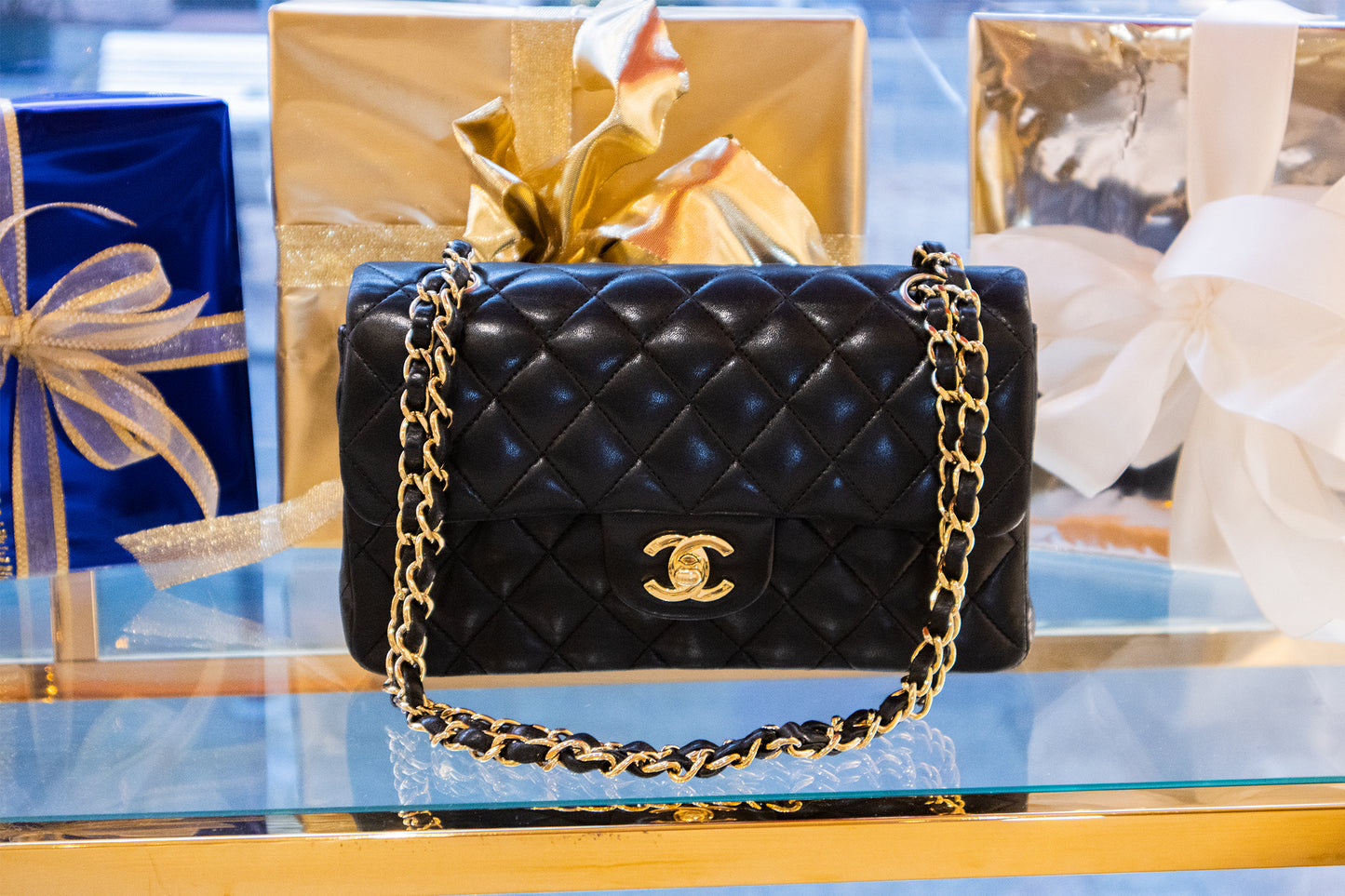 Chanel - Timeless Double Flap Bag Schwarz