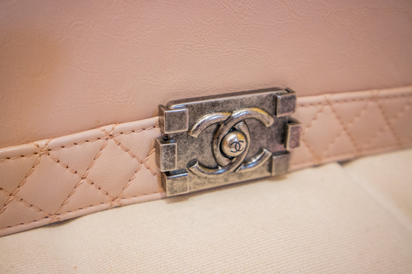 Chanel - Boy Bag Rosé