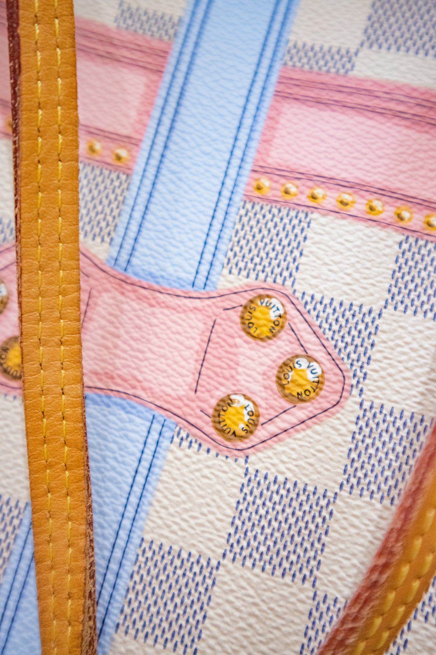 Louis Vuitton - Neverfull Shopper Limited Edition