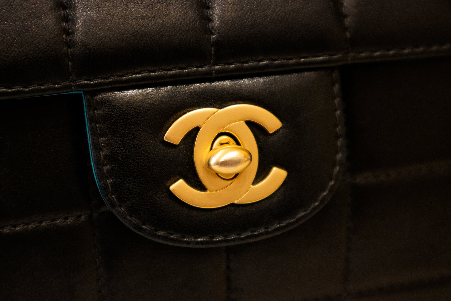 Chanel - Classic Baguette Tasche schwarz Goldene Hardware