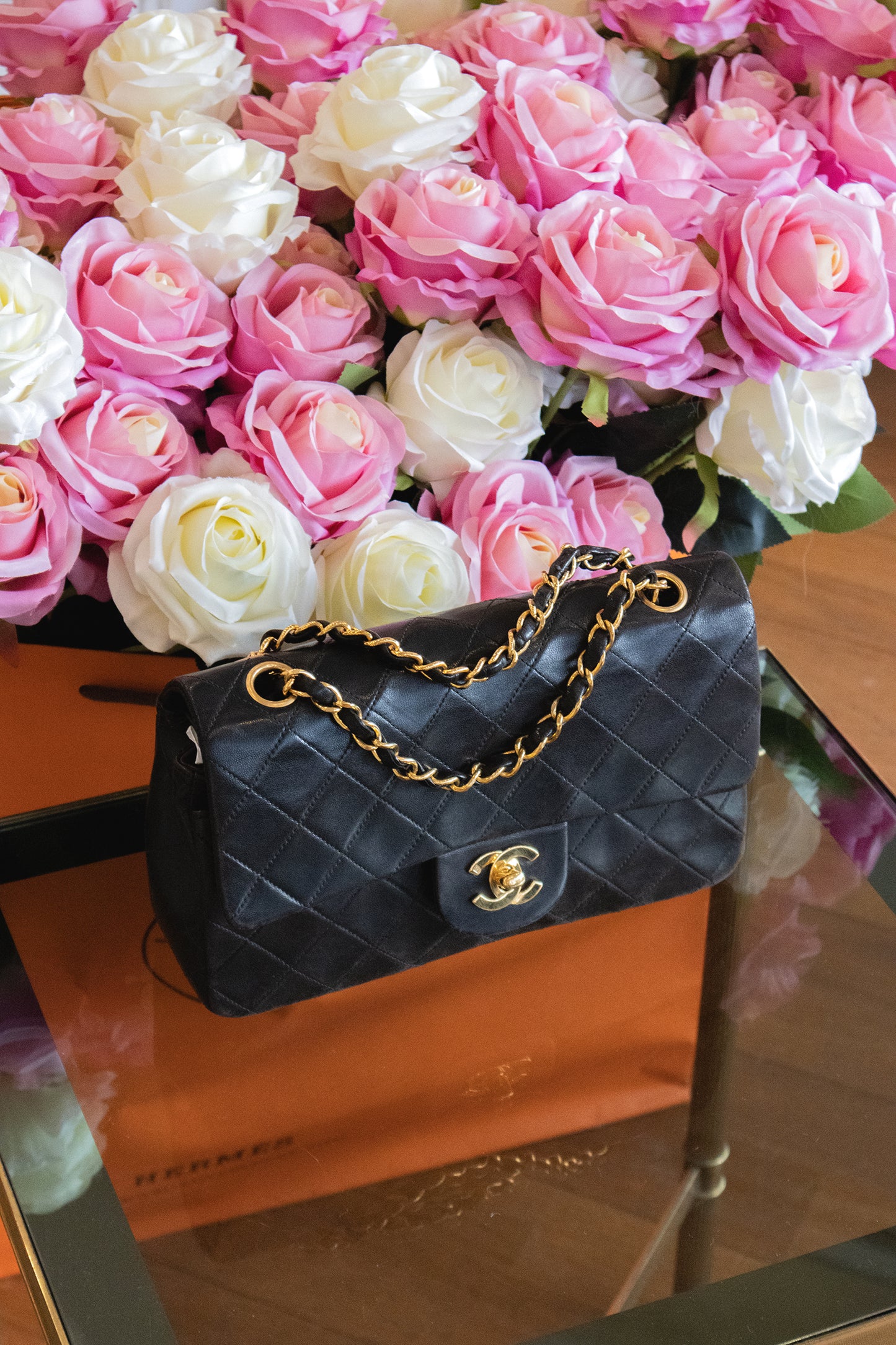 Chanel - Medium Double Flap Bag 24 kt vergoldete Hardware
