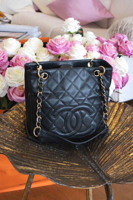 Chanel – Vintage Beuteltasche aus schwarzem Kaviarleder