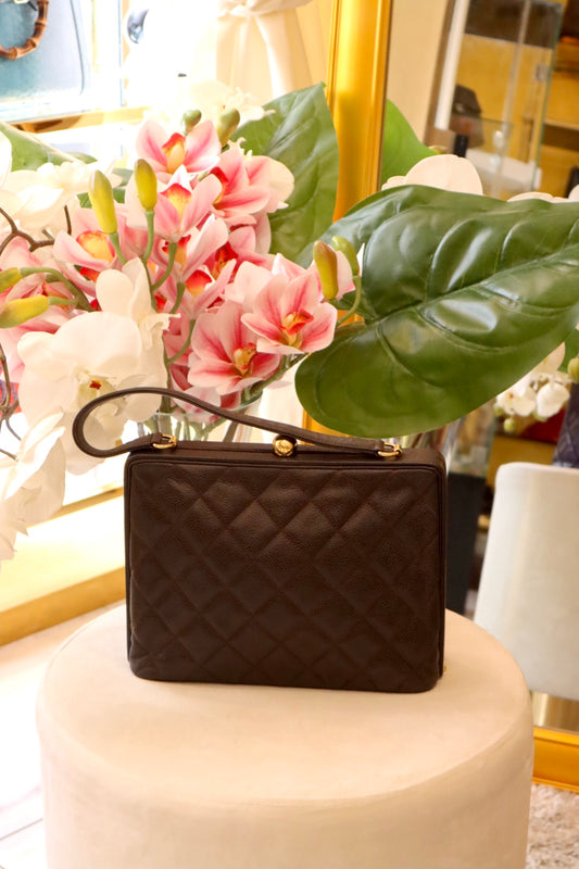 Chanel - Handtasche aus Caviar Leder Schwarz