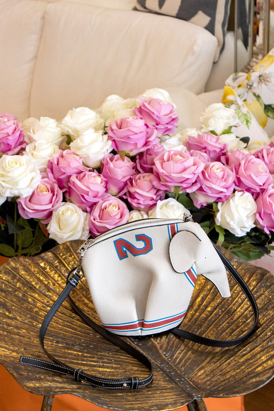Loewe - Elefant 22 Mini-Tasche aus Kalbsleder