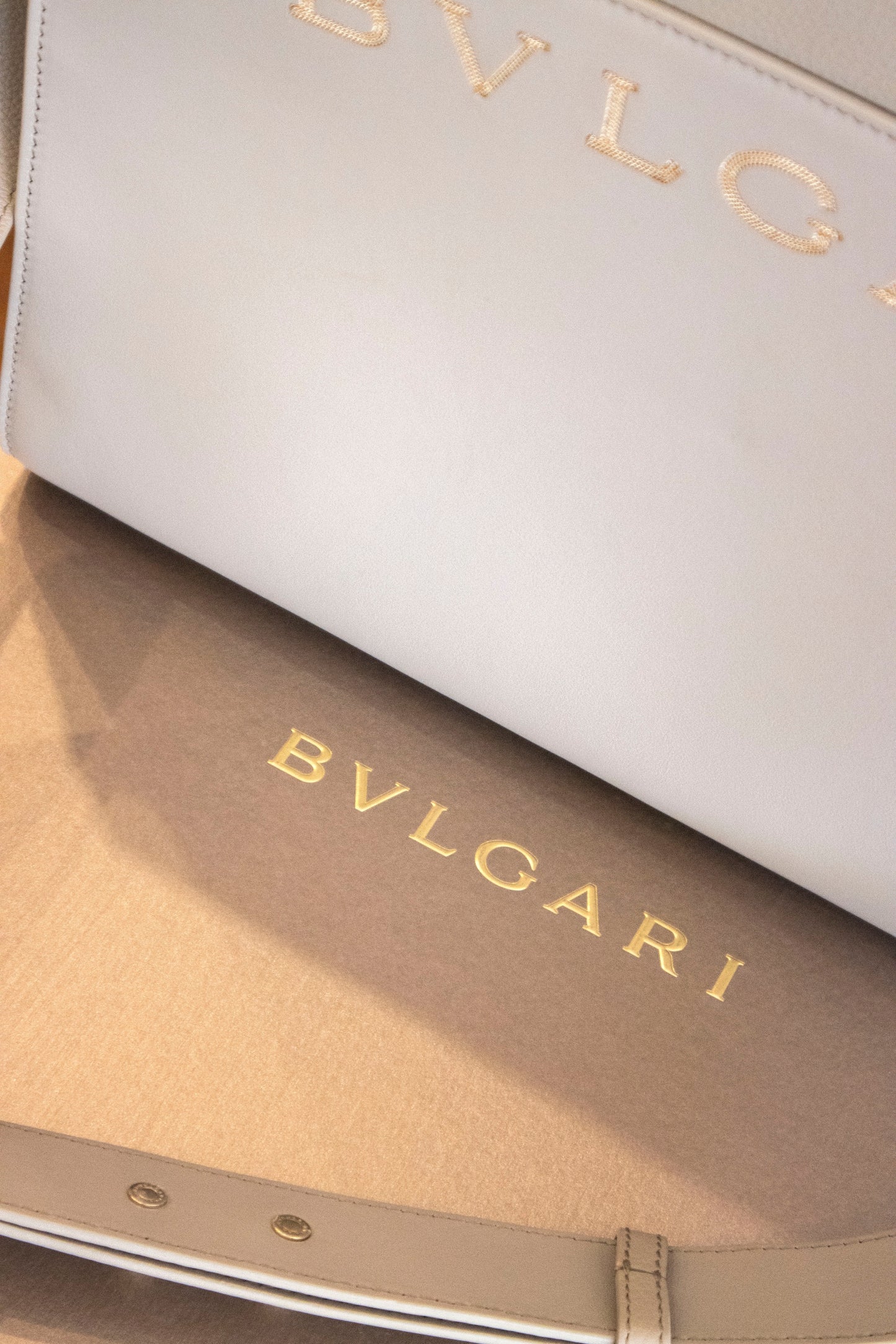 Bulgari - Tote Shoulder Bag in Grau Fullset