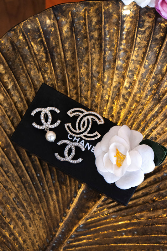 Chanel - CC Broschen