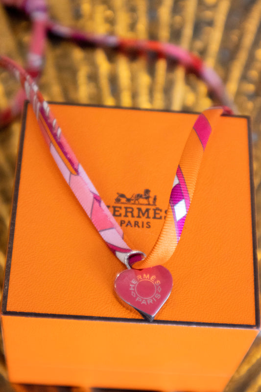 Hermès - Colliers aus Seide Rosa