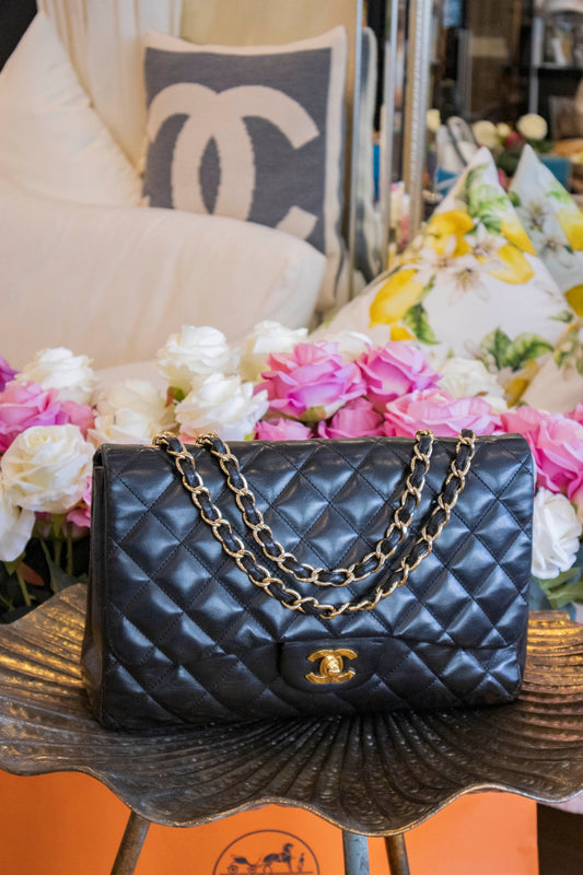 Chanel - Klassische Leder Umhängetasche in Schwarz