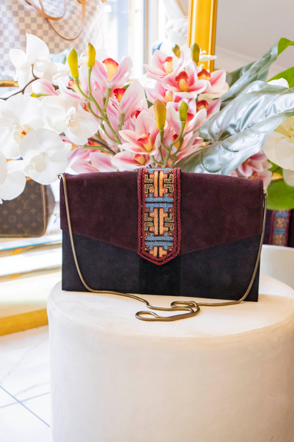 Etro - Tasche Velourleder/Stoff Brokat mit Kette