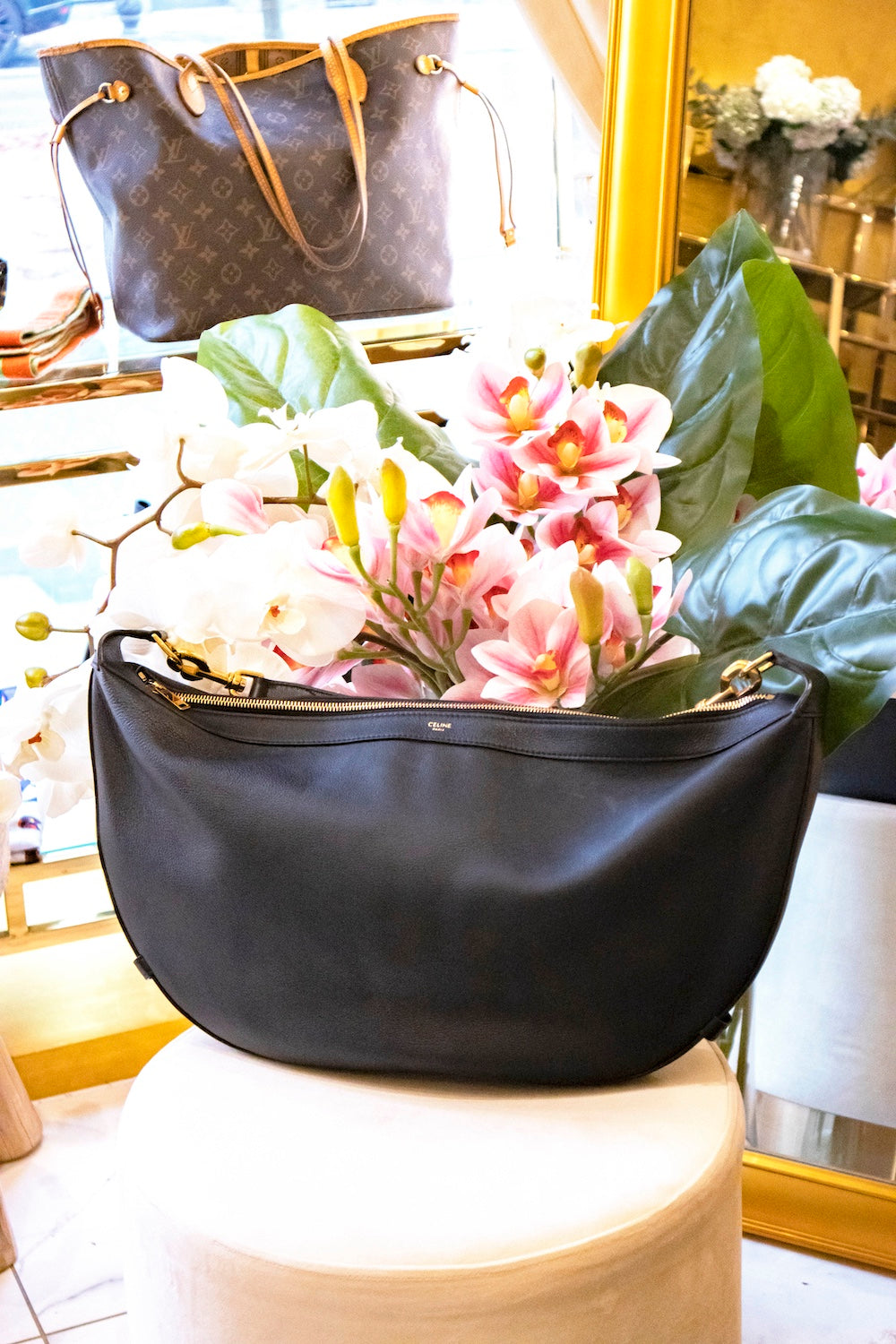 Cèline - Handtasche aus Leder in Schwarz