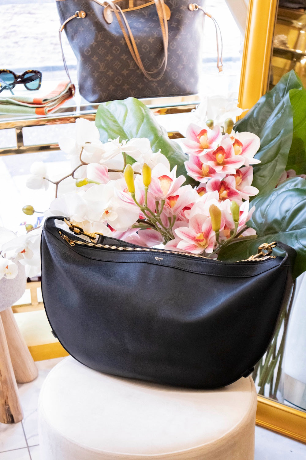 Cèline - Handtasche aus Leder in Schwarz