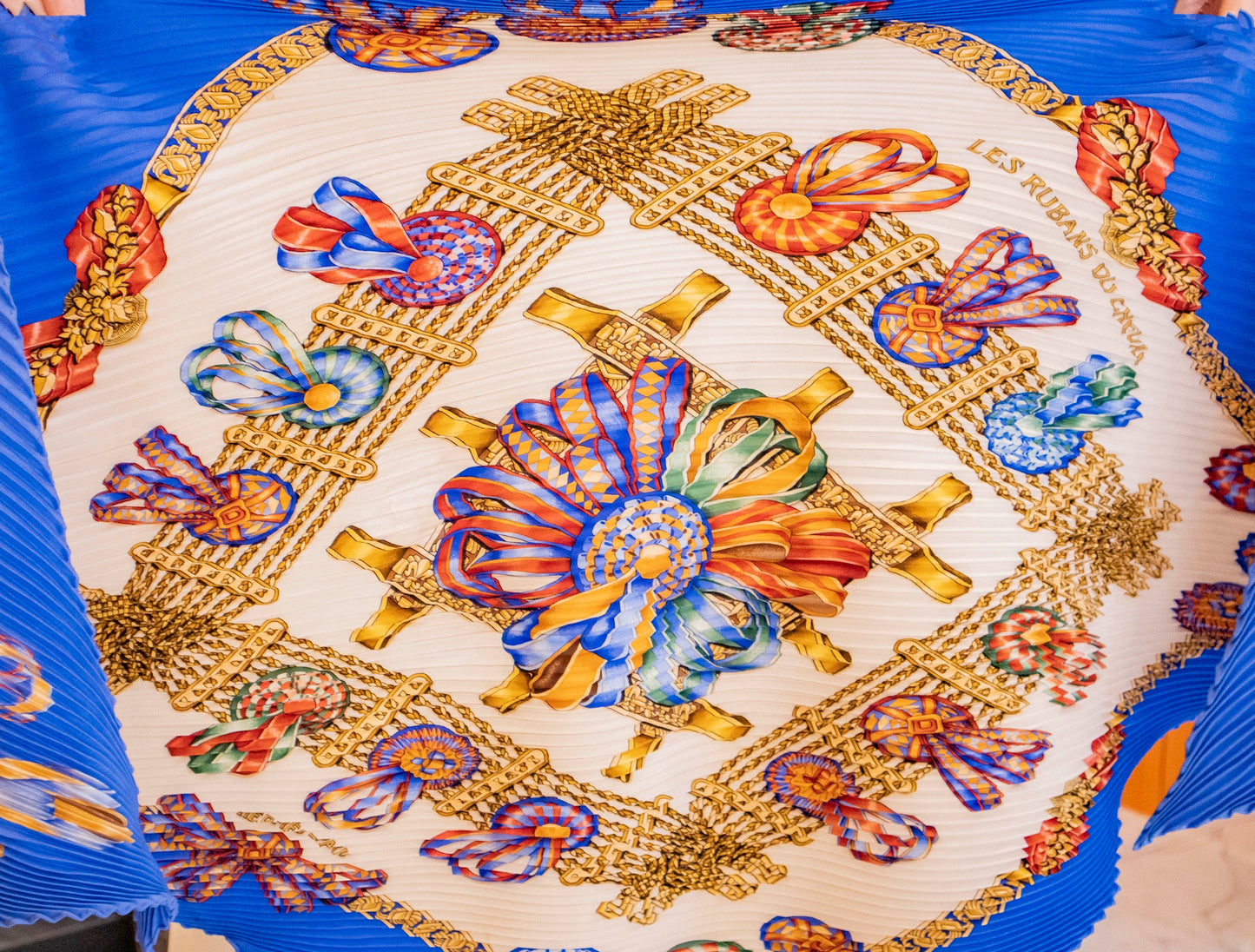 Hermès - Seidentuch "Les Rubans du Cheval" Blau