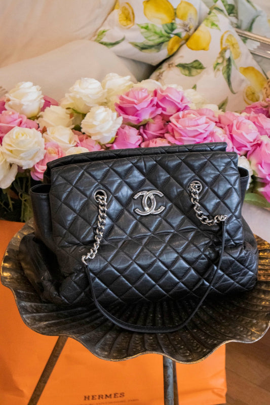 Chanel - Lady Pearly Tote Bag