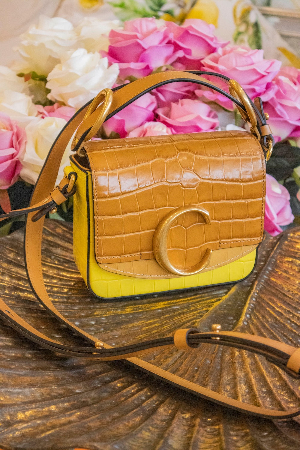 Chloé - C Lackleder Crossbody Tasche