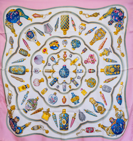 Hermès - Seidentuch “Qu' importe le flacon” Rosa
