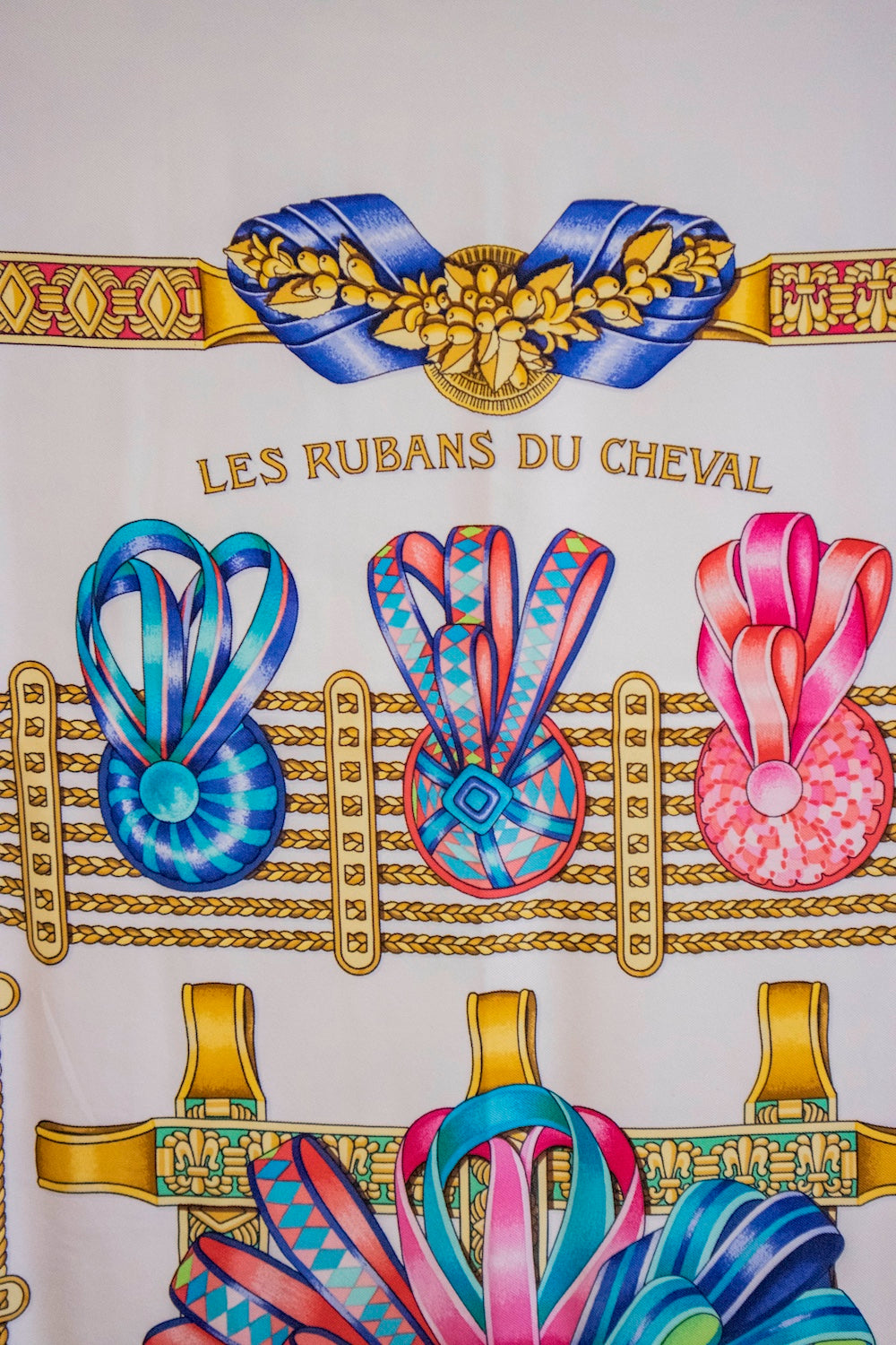 Hermès - Seidentuch "Les Rubans du Cheval"