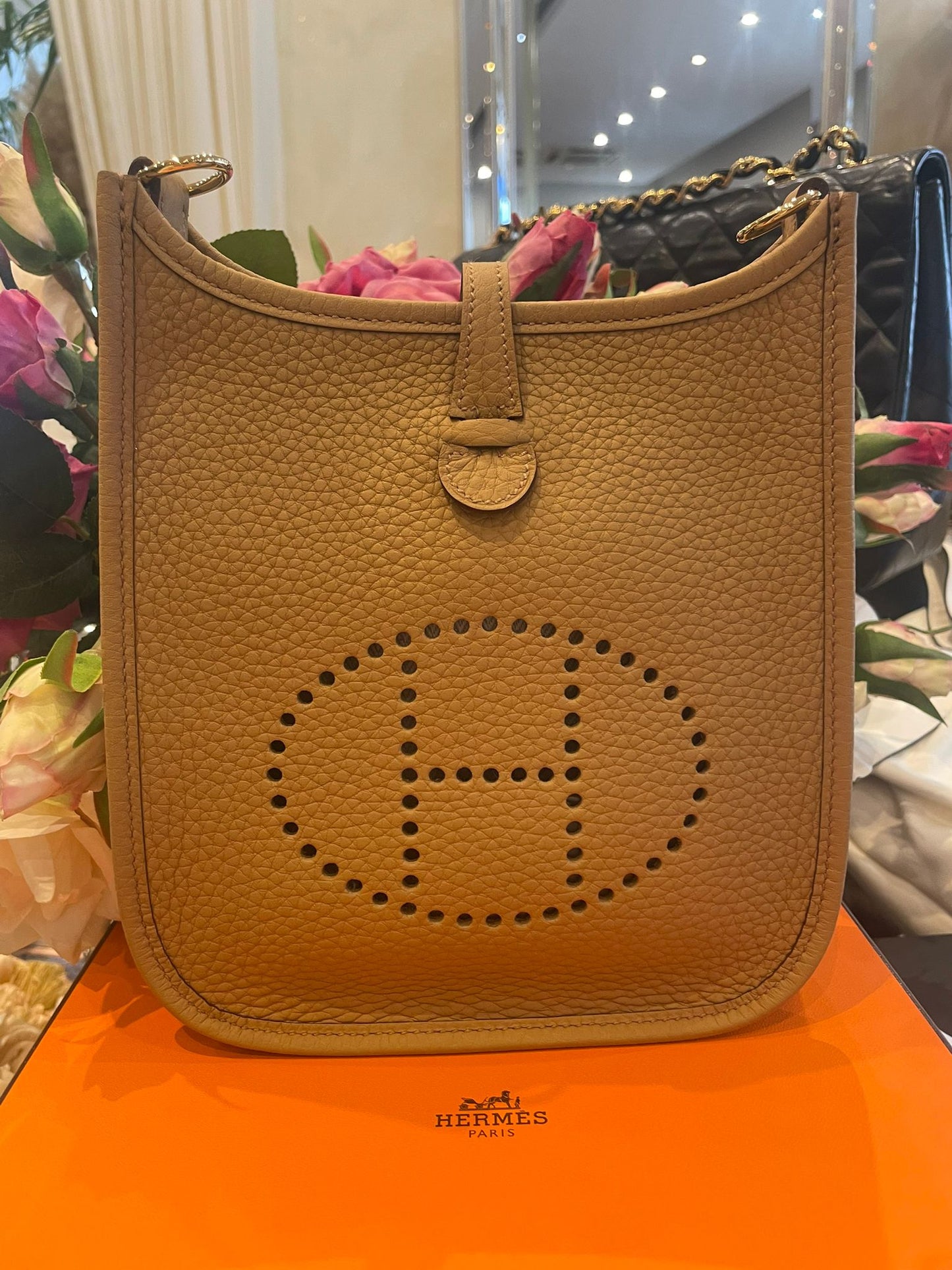 Hermès - Mini Evelyne 16 Amazone Taurillon Clemence Leder Biscuit