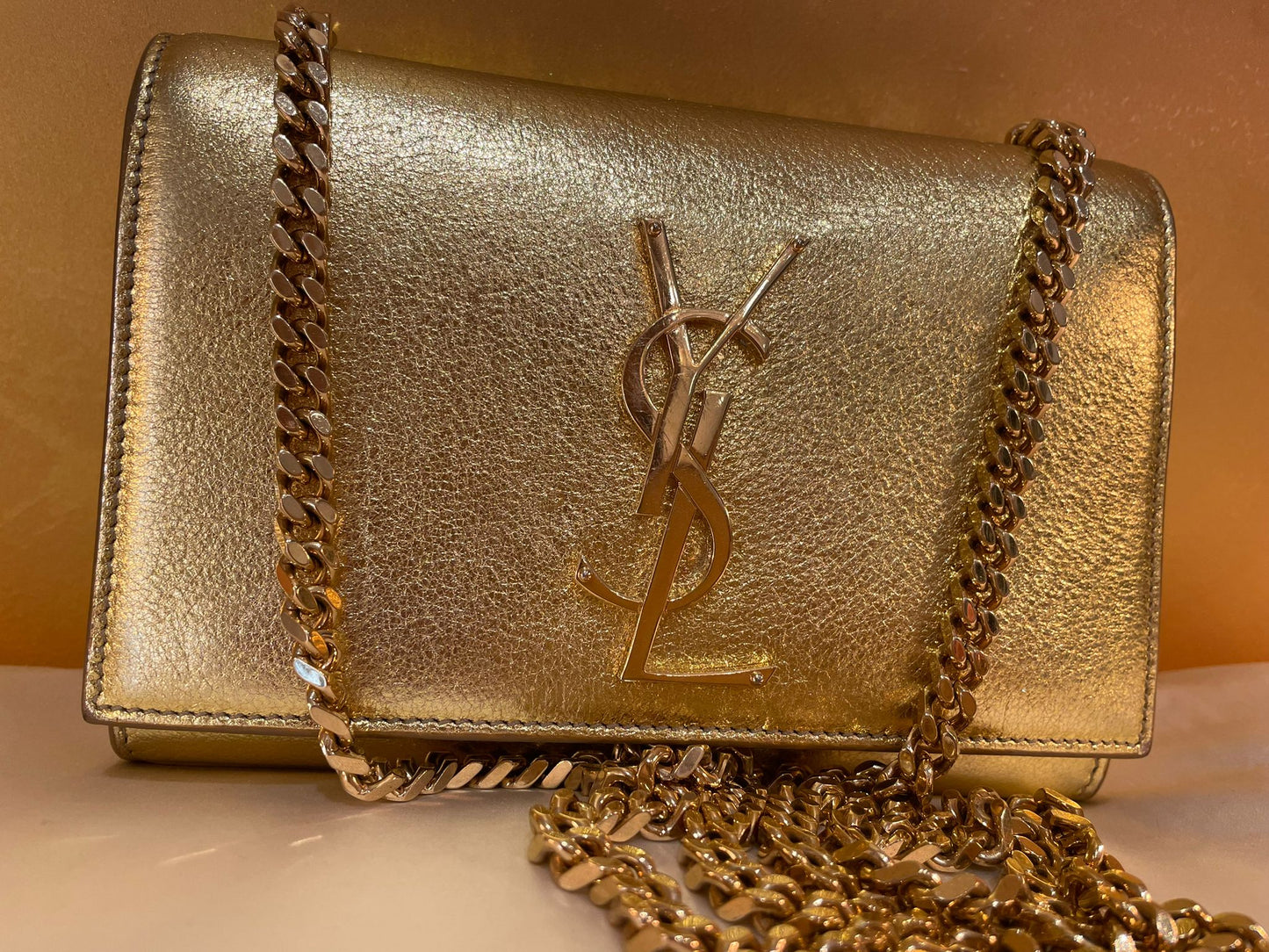 Yves Saint Laurent - Limited Edition Gold Abendtasche