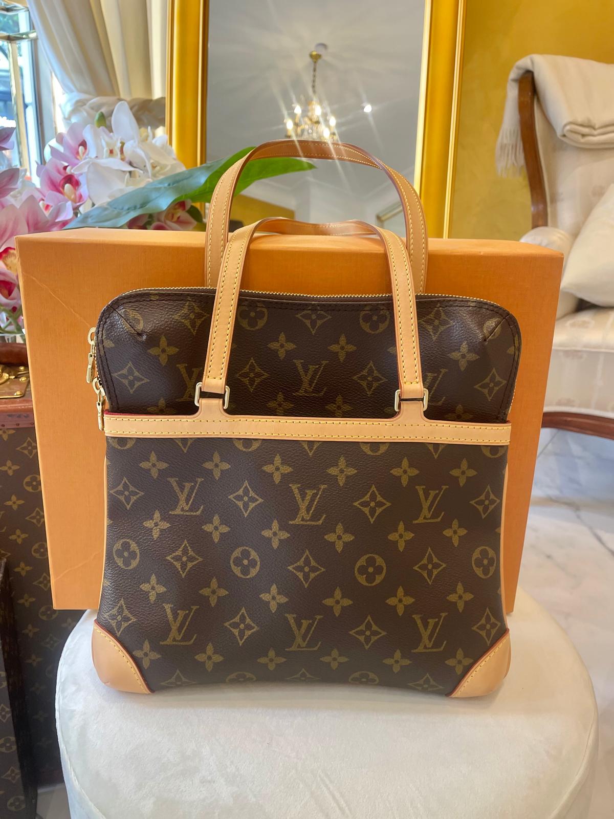 Louis Vuitton - Sac Coussin Monogram