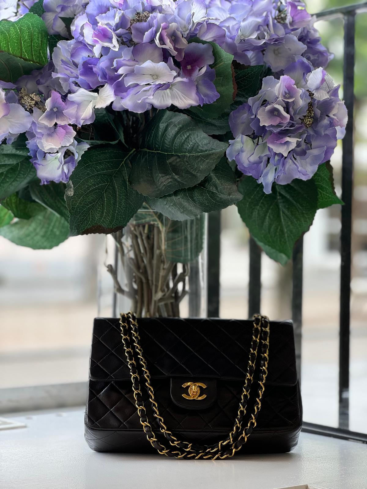 Chanel - Medium Double Flap Bag 24 kt vergoldete Hardware