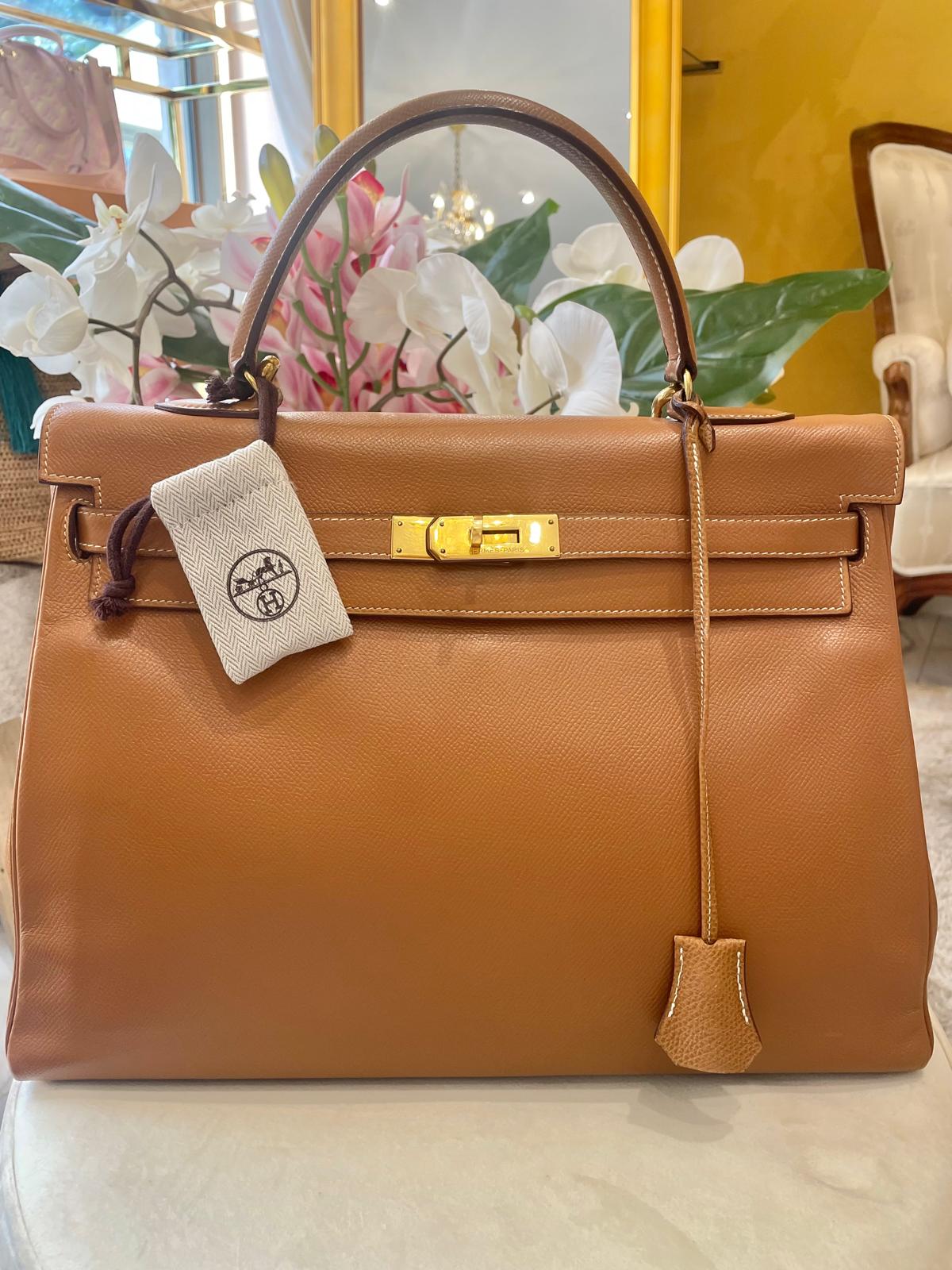Hermès - Kelly 35 Gold Retourne