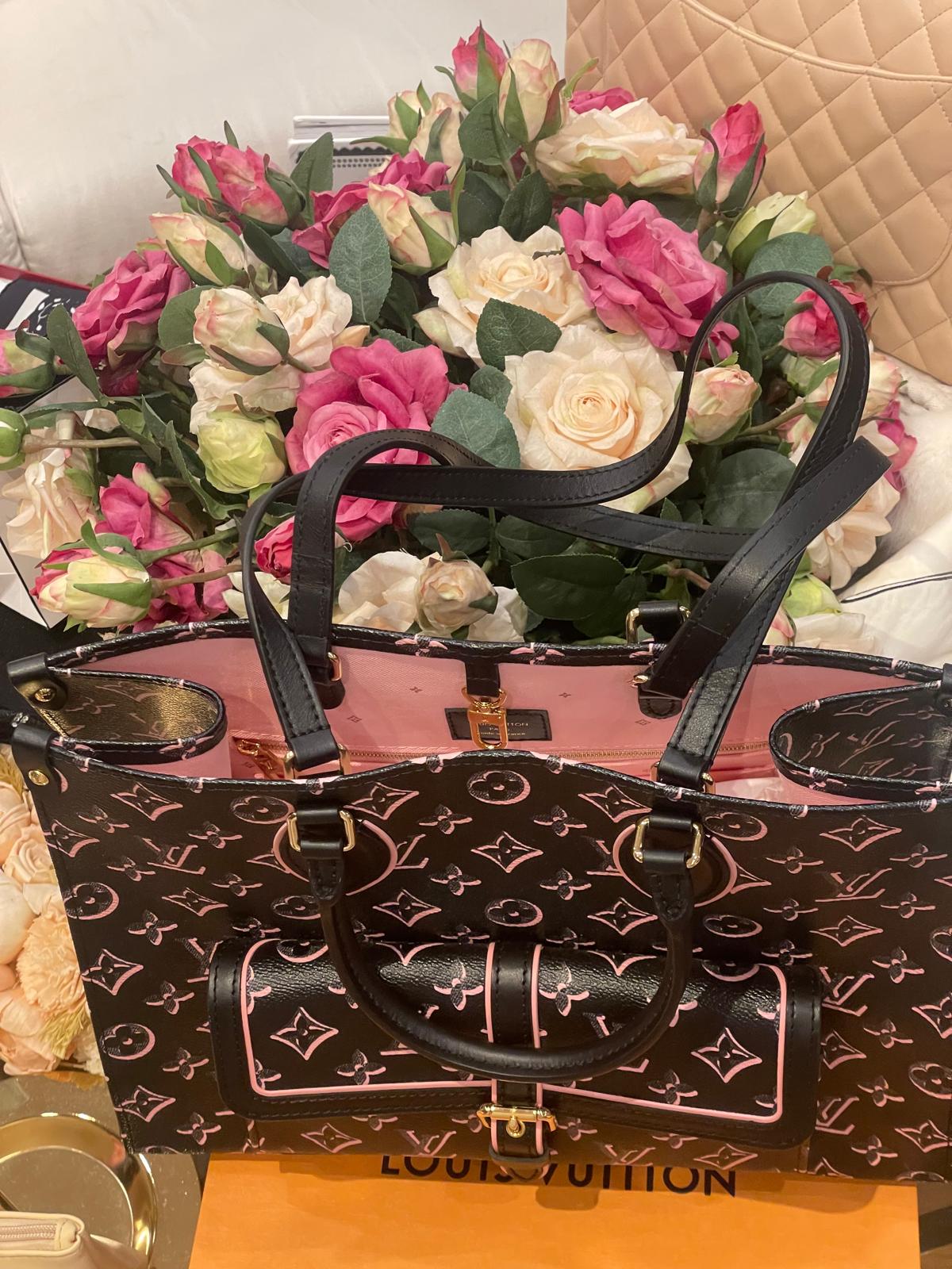 Louis Vuitton - Onthego Fall For You On the Go MM Black Pink 2 Way Bag Golden Hardware