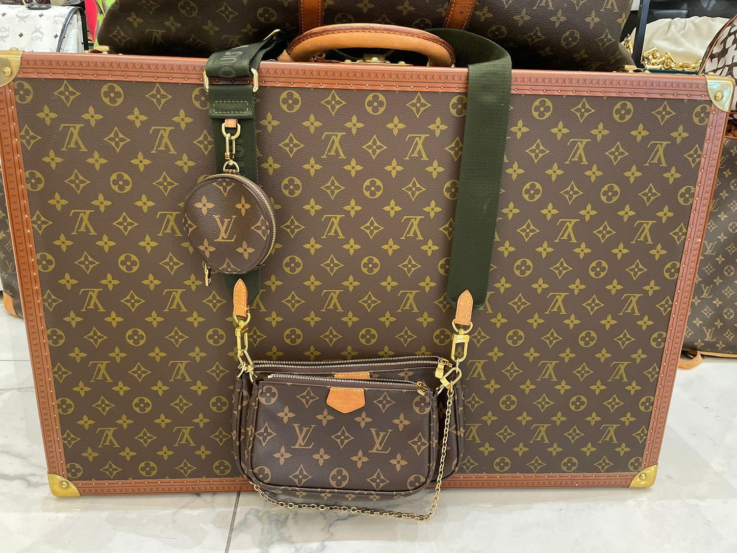 Louis Vuitton - Multi Pochette